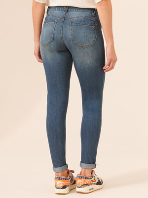 Absolution Ankle Length Skimmer Stretch Indigo Denim Petite Butt Lift Jeans
