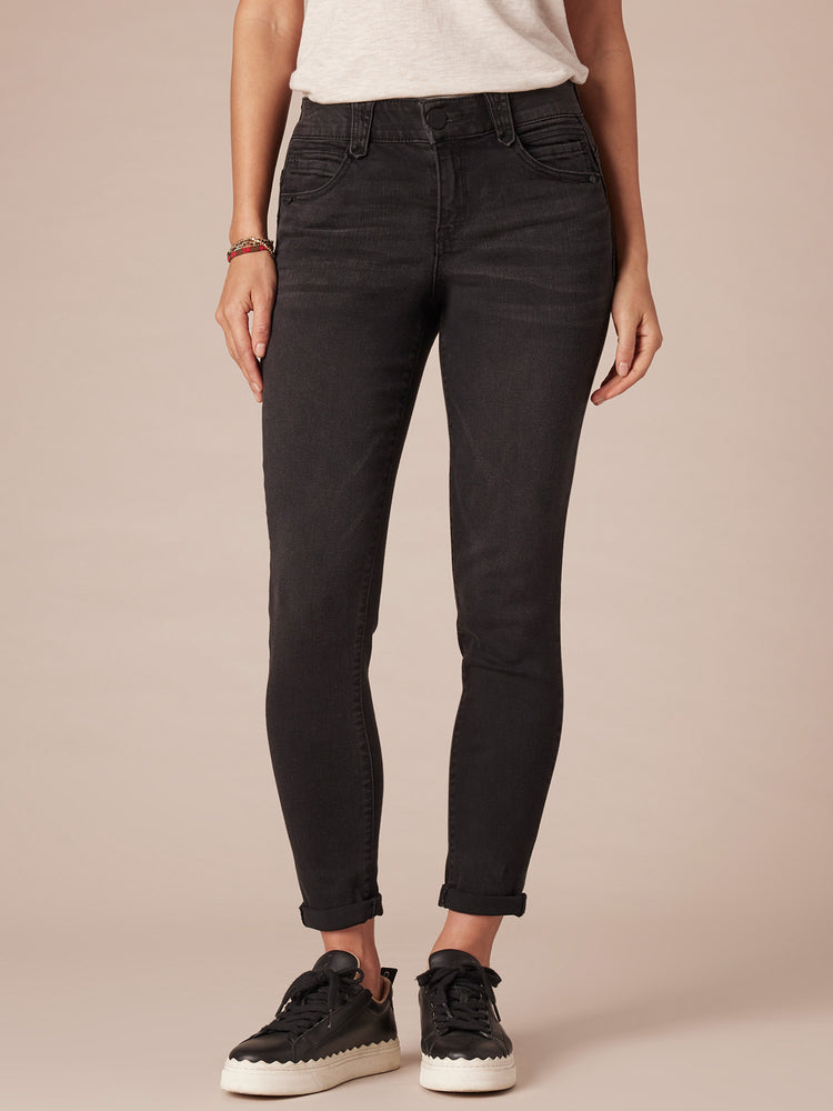 "Ab"solution Black Denim Petite Ankle Skimmer Jeans