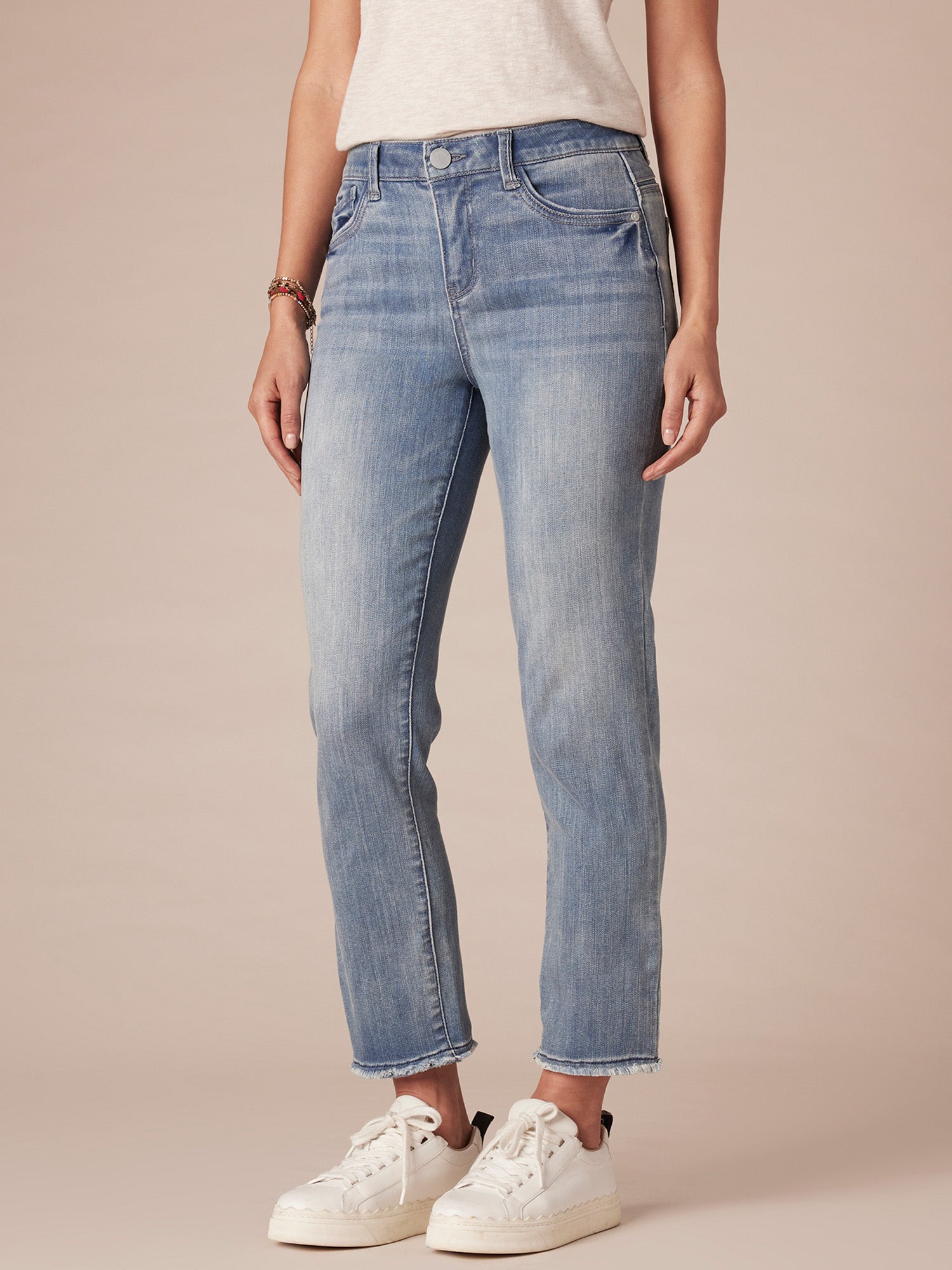 Democracy Petite absolution Pull-on High-rise Bootcut Jeans in Blue Democracy Petite absolution Pull-on High-rise Bootcut Jeans in Blue