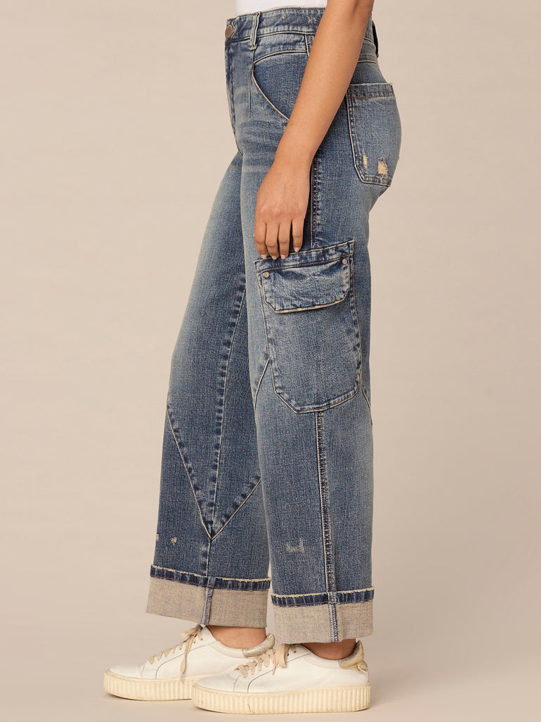 Wide-Leg Nylon Cargo Pants With Utility Pockets main image 1