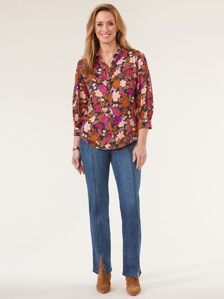 
            
                Load image into Gallery viewer, Navy Baton Rouge Multi Three Quarter Sleeve Floral Print Woven Petite Top
            
        