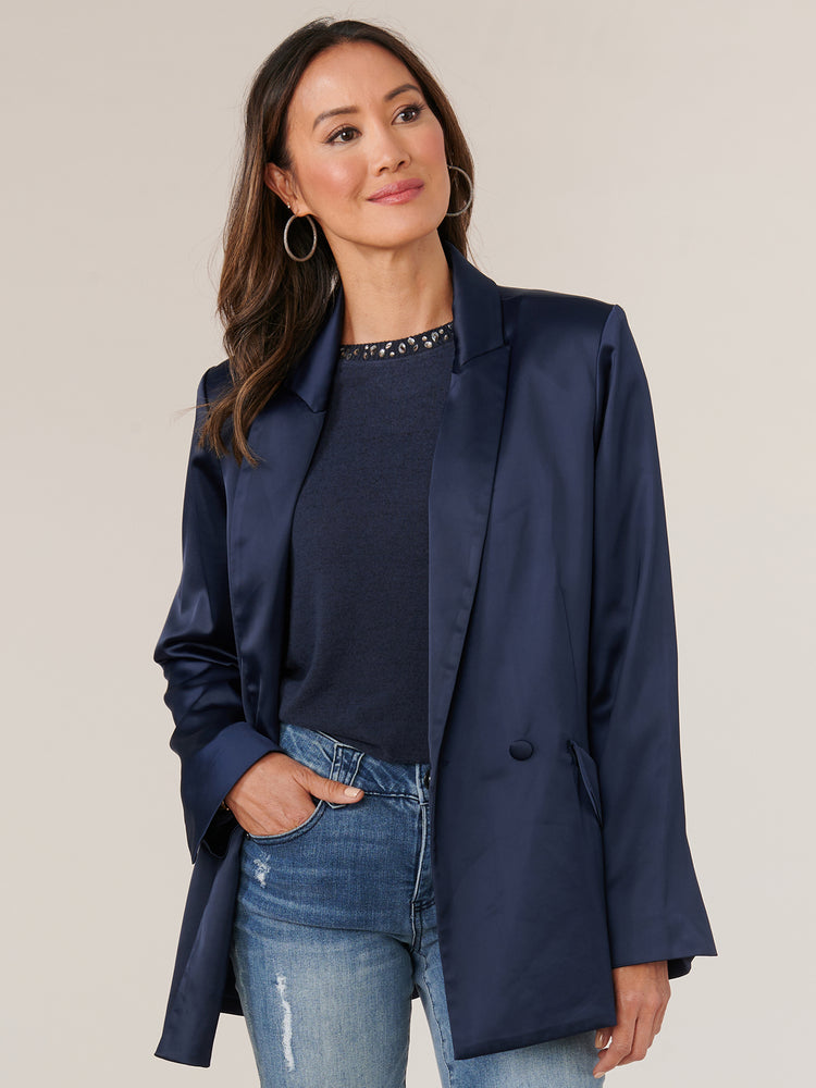
            
                Load image into Gallery viewer, Ultra Navy Long Sleeve Double Button Angled Flap Pocket Blazer
            
        