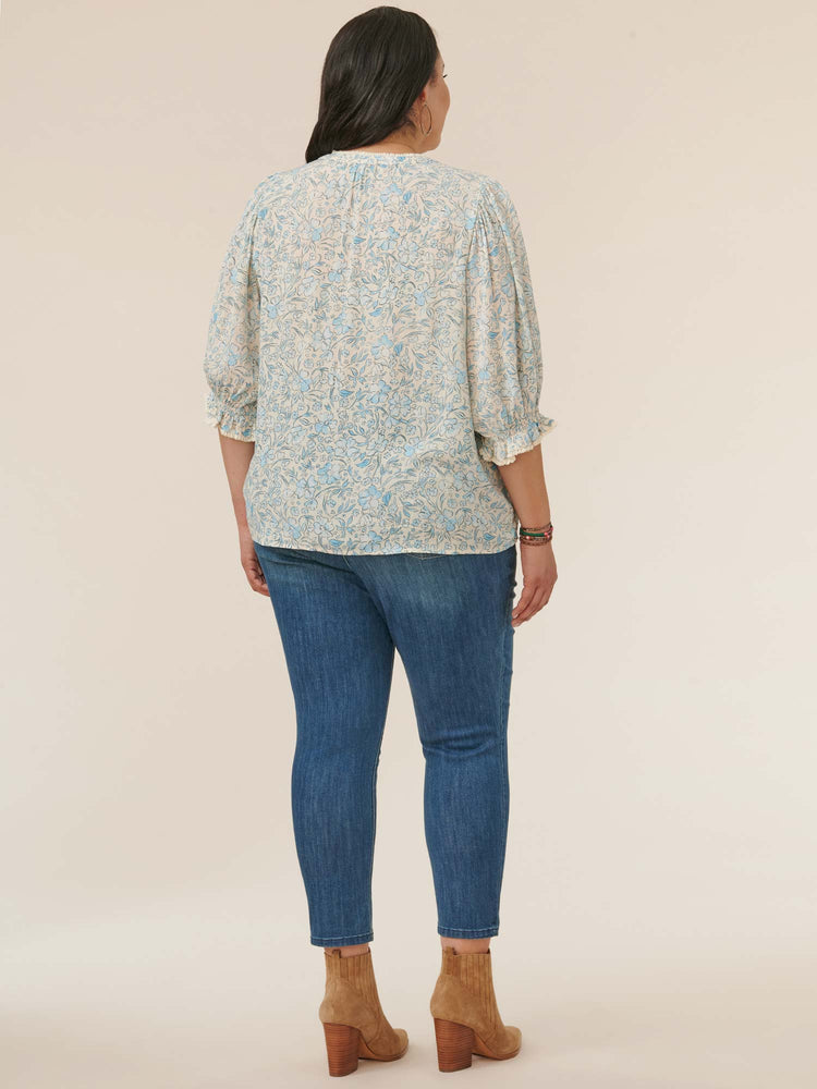 
            
                Load image into Gallery viewer, Natural Light Blue Elbow Lantern Sleeve Pintuck Front Floral Plus Size Woven Top
            
        