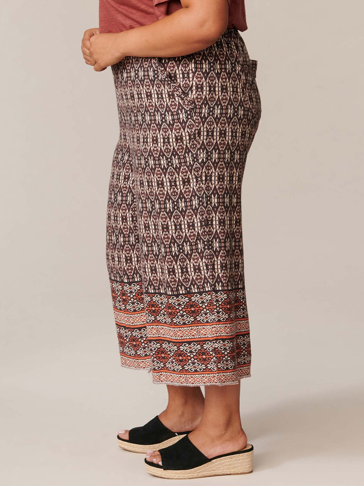 Amber Spice Multi Skyrise Printed Pull On Cropped Plus Size Pants