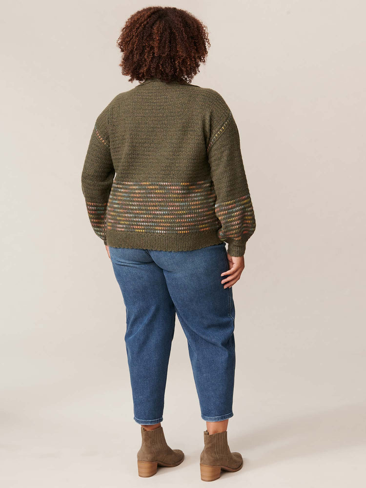 
            
                Load image into Gallery viewer, Dark Forest Multi Blouson Sleeve Johnny Collar Kangaroo Pocket Plus Size Sweater
            
        