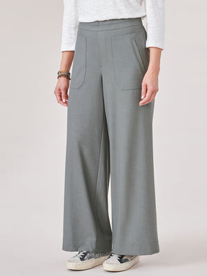 
            
                Load image into Gallery viewer, Laurel Wreath High Rise Utility Pocket Pull On Palazzo Pants
            
        