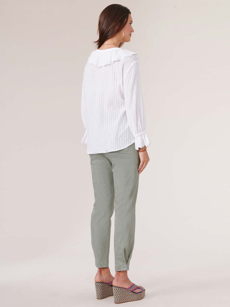 
            
                Load image into Gallery viewer, Off White Three Quarter Blouson Flounce Sleeve Ruffle Edge V Neck Woven Top
            
        