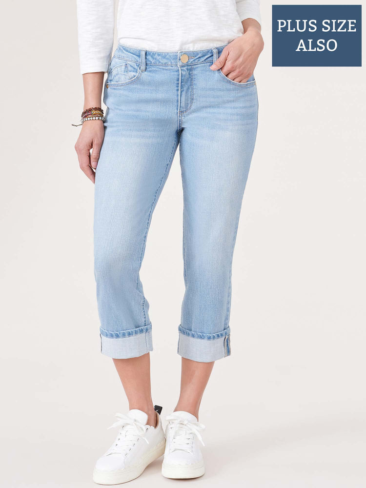 Flexellent Cropped Light Blue Denim Plus Size Girlfriend Jeans