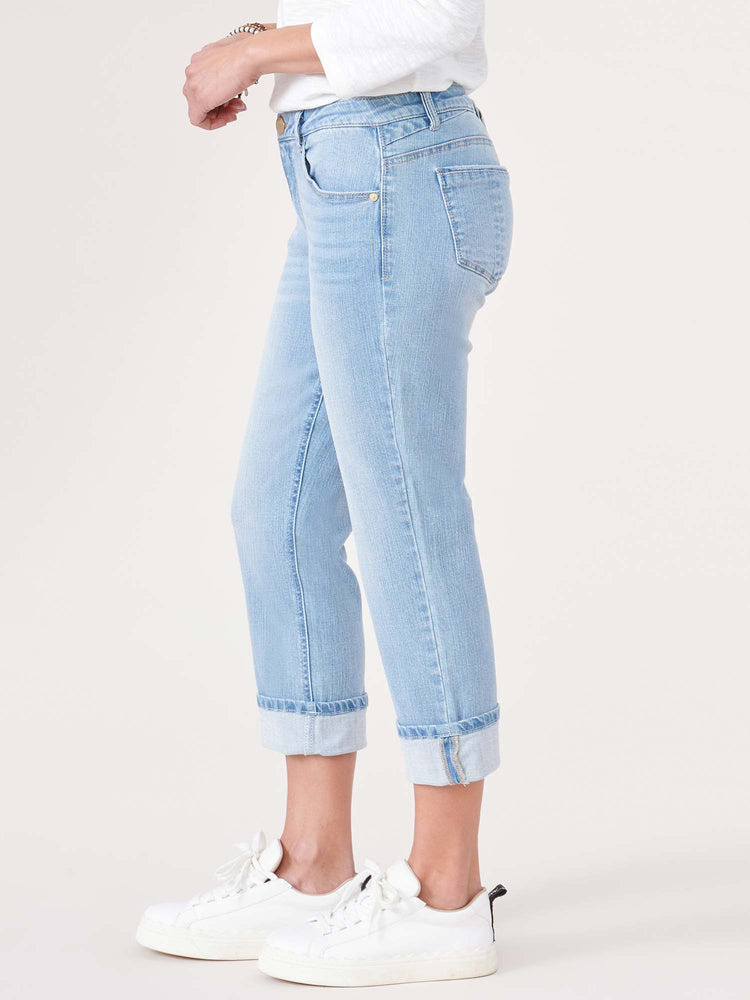 Flexellent Cropped Light Blue Denim Plus Size Girlfriend Jeans
