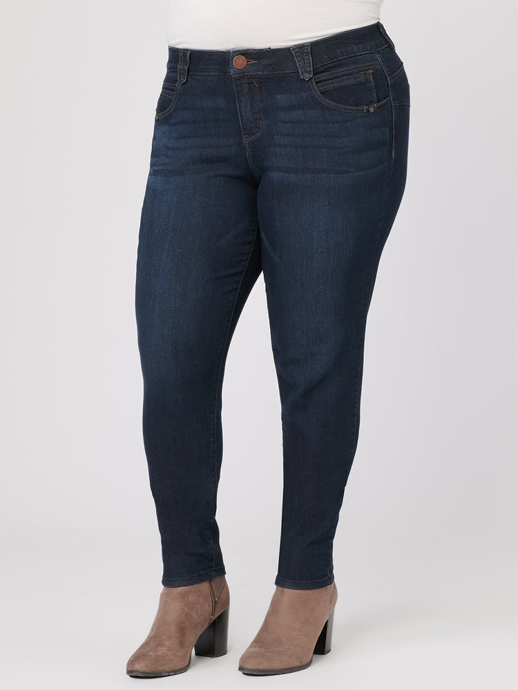 
            
                Load image into Gallery viewer, Stretch Denim Dark Indigo Absolution Booty Lift Plus Size Jeggings Skinny Jeans
            
        